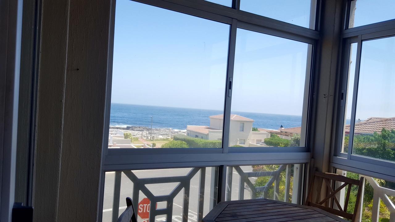 Apartament Hermanus Beach Club Apt 186 & 208 Zewnętrze zdjęcie